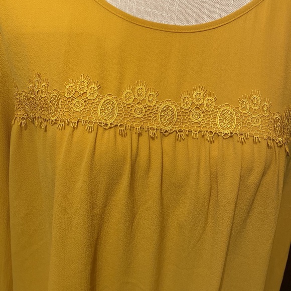 A New Day mustard yellow long sleeve blouse lace accent M - Picture 3 of 9